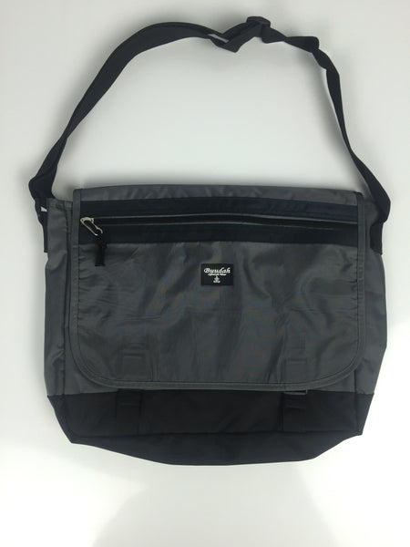 9to5 Messenger bag